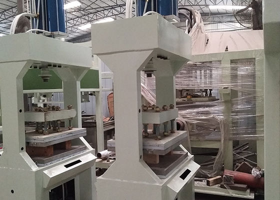 15 tonnes de boîte à œufs / tasse - machine de moulage de pâte de papier à support