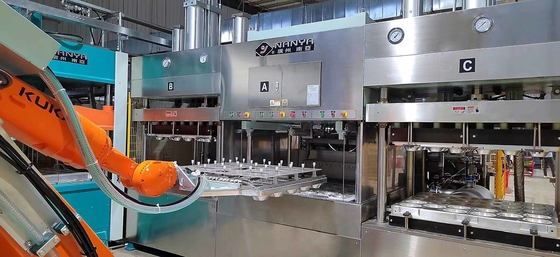 Machines entièrement automatisées pour les ustensiles de table à base de pâte de bois