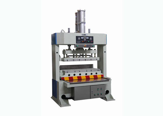 Magasin de pressing chaud formant la machine, chaîne de production de bâti de pulpe